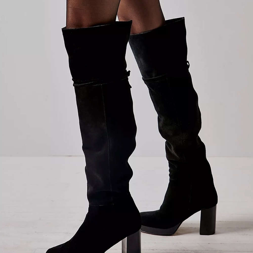 Free People Echo platform boot Block Heel and Suede Finish